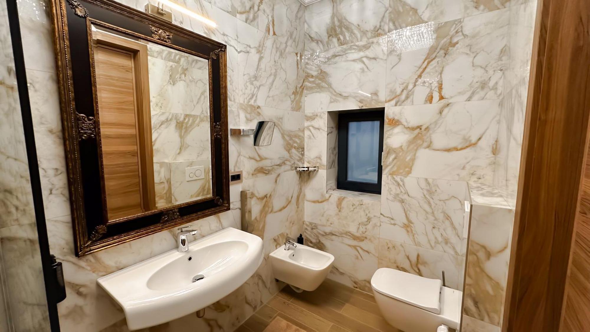 Therme Criss Balotesti Exterior foto